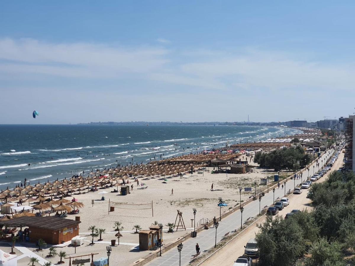 Panoramis *